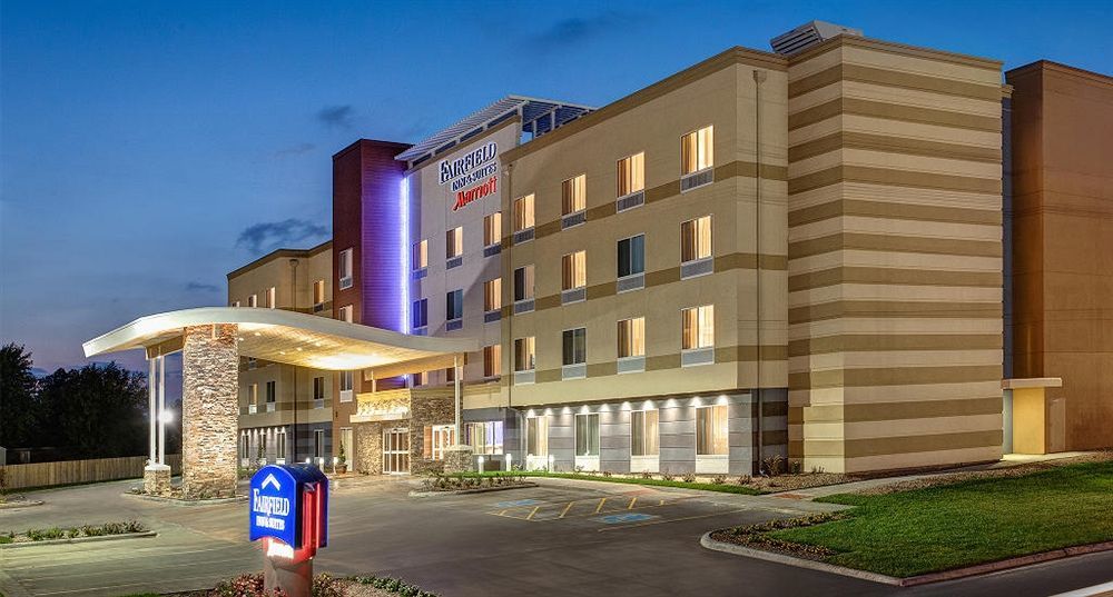 Fairfield Inn And Suites By Marriott Monaca Exterior photo